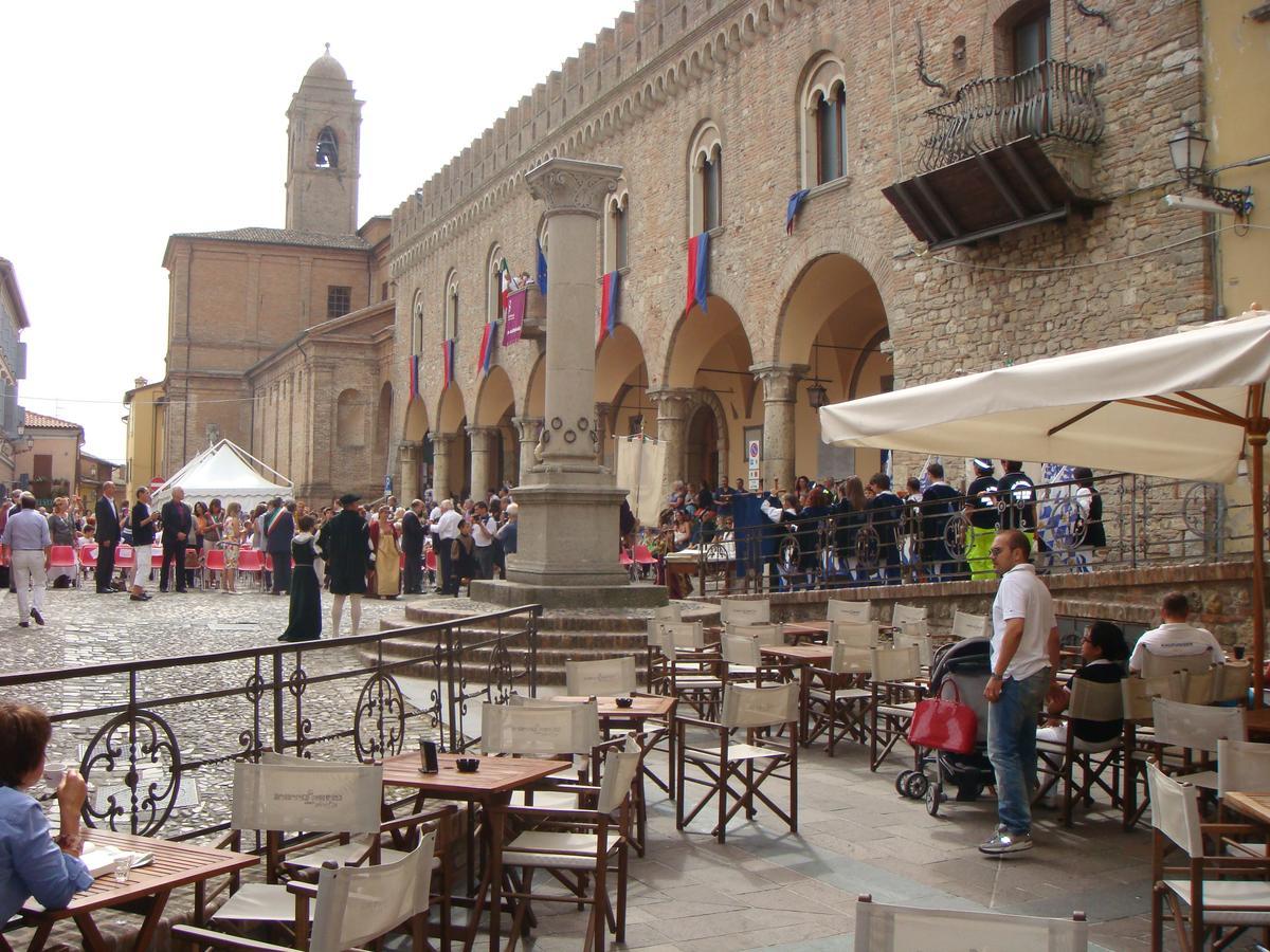 Albergo Colonna Bertinoro Esterno foto